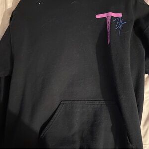 2/25$🍓⭐️ Daz T-Party merch Black Hoodie with Pink and Blue Logo